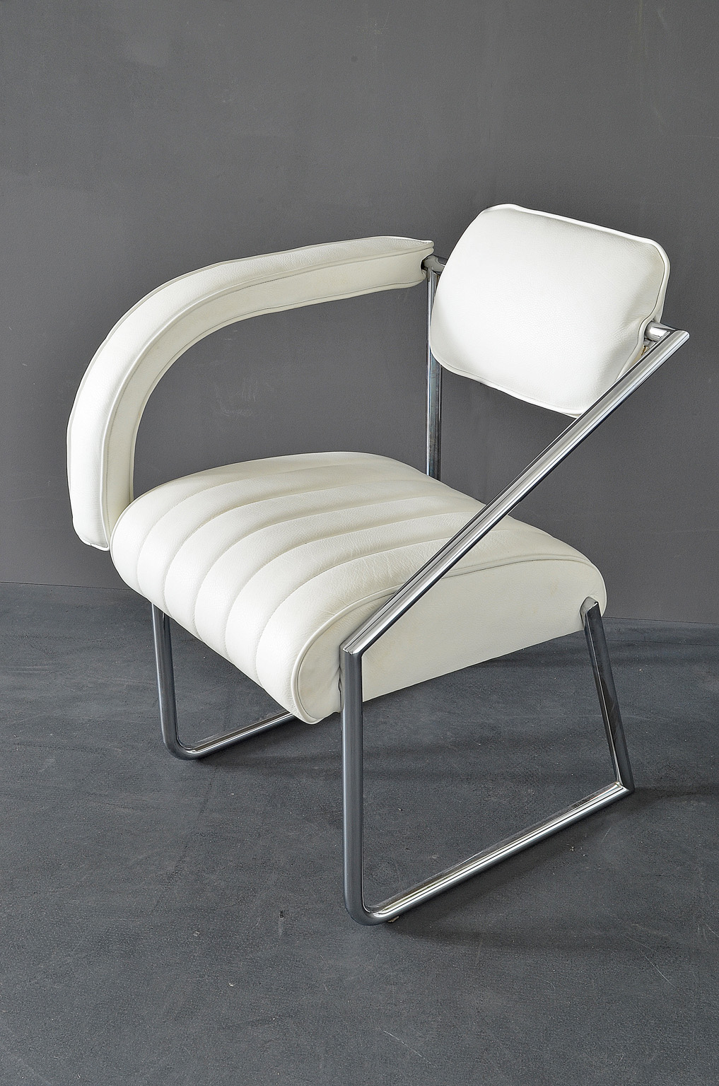 Easy Chair designed by Eileen Gray “Non Conformist”, 1926. Vereinigte Werkstätten Munich, 1970s