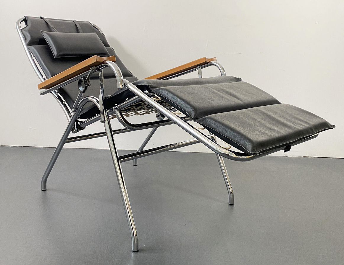 Liegestuhl Siesta Medizinal von Thonet, 1950er. Entwurf von Hans Luckhardt in Zusammenarbeit mit Anton Lorenz aus dem Jahr 1936