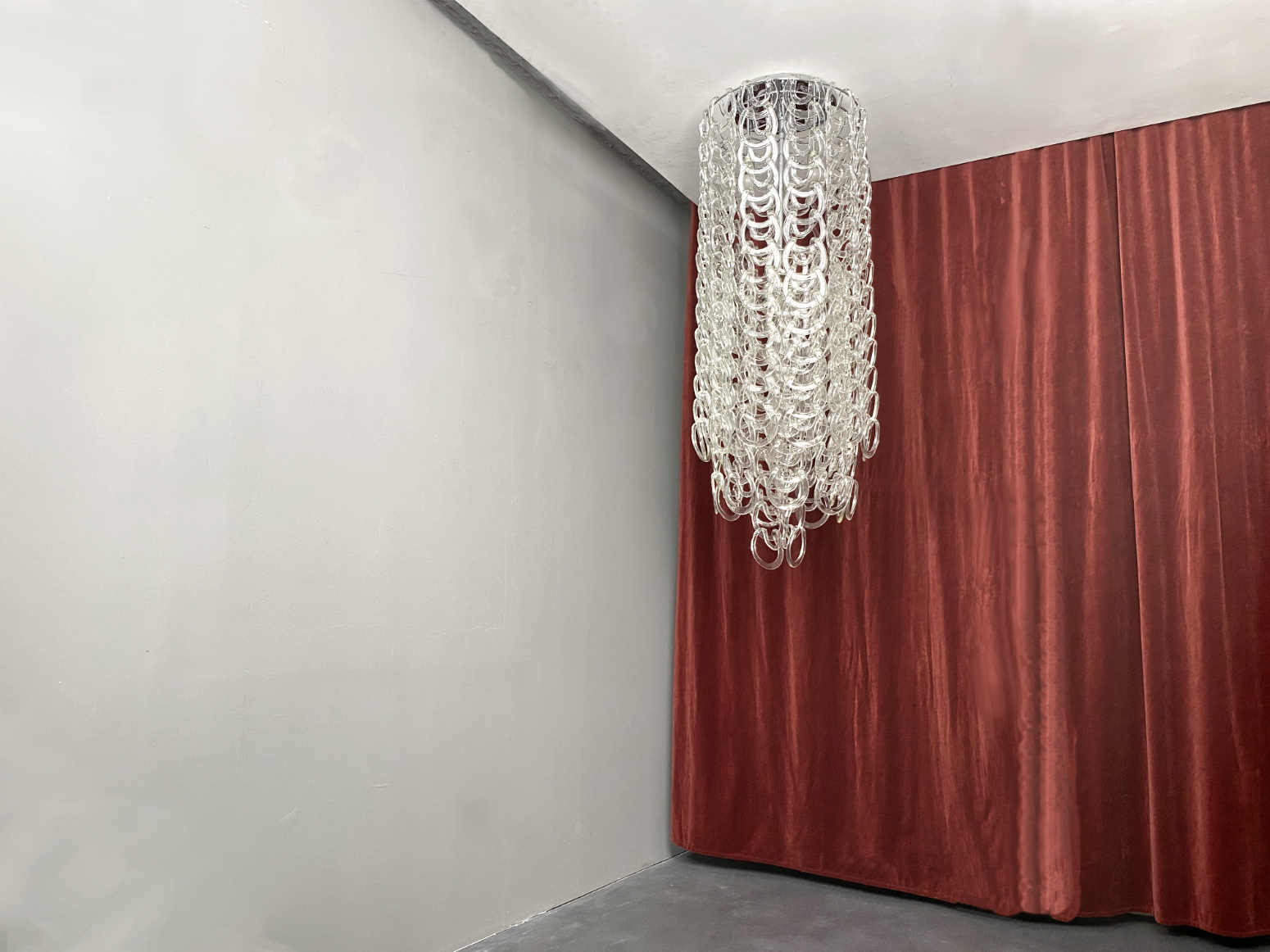 Deckenlampe mit 255 mundgeblasenem Murano Glasteilen