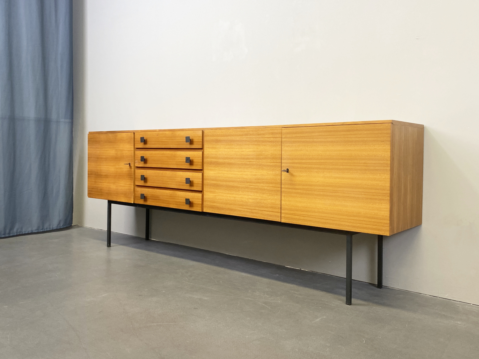 Sideboard, Nussbaum Furnier, Deutschland, 1960er
