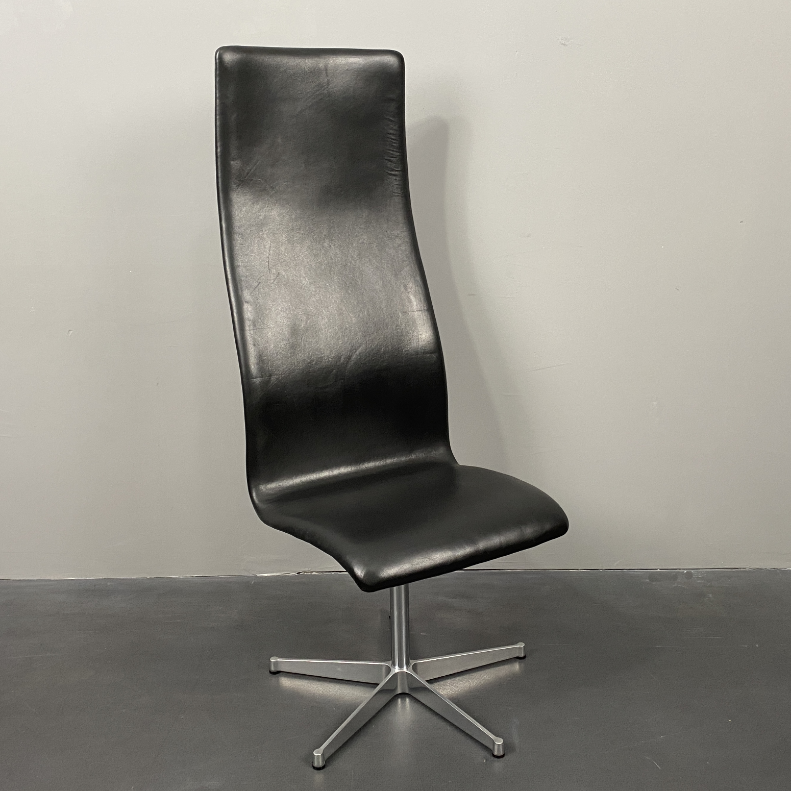 Schwarzer Leder Drehstuhl, Oxford Hochlehner, Modell 3162 von Arne Jacobsen für Fritz Hansen, Dänemark, 1960er
