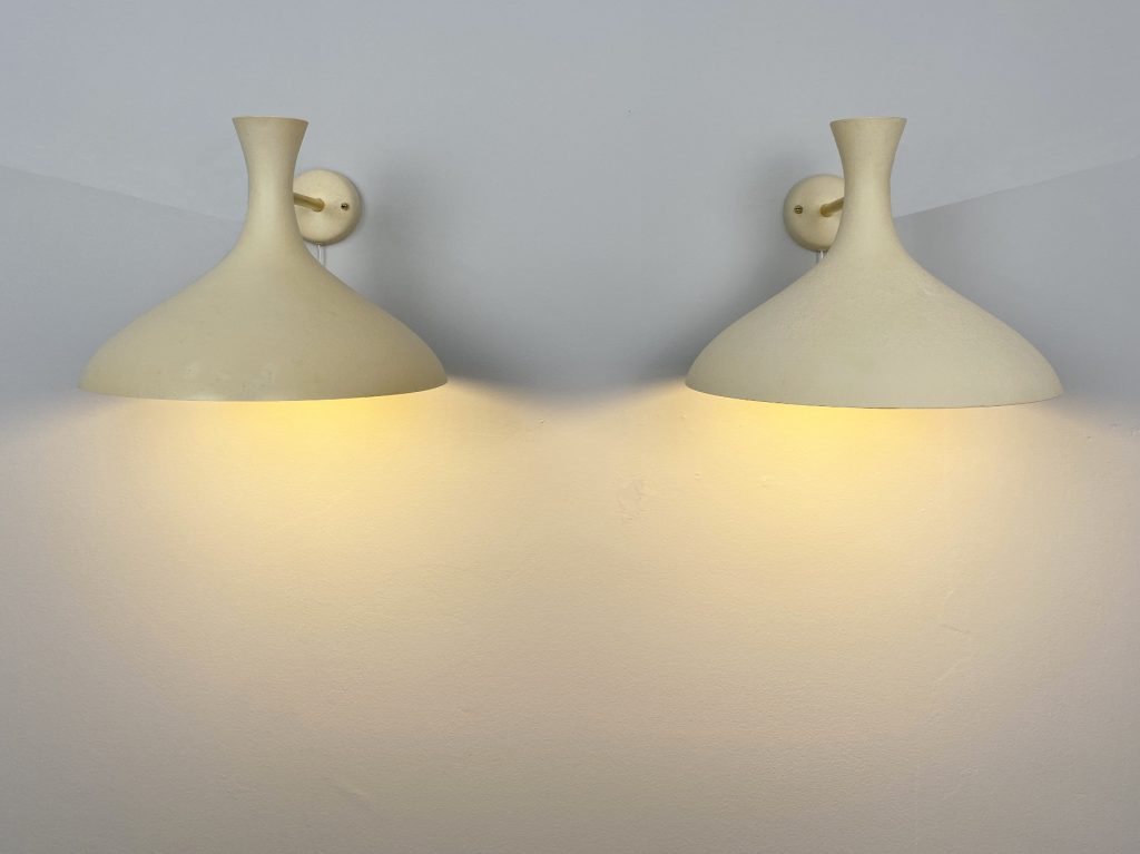 Paar cremeweiße Wandlampen von Cosack, Deutschland, 1950er