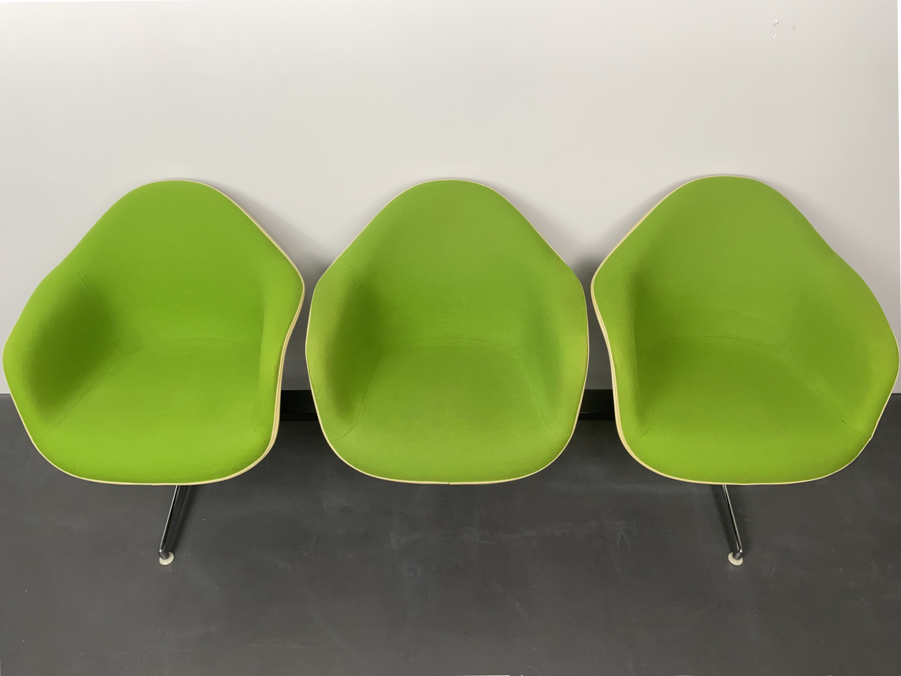 Airport 3-Seater Bench by Ray & Charles Eames for Herman Miller International Collection – Vitra, Germany, 60s
