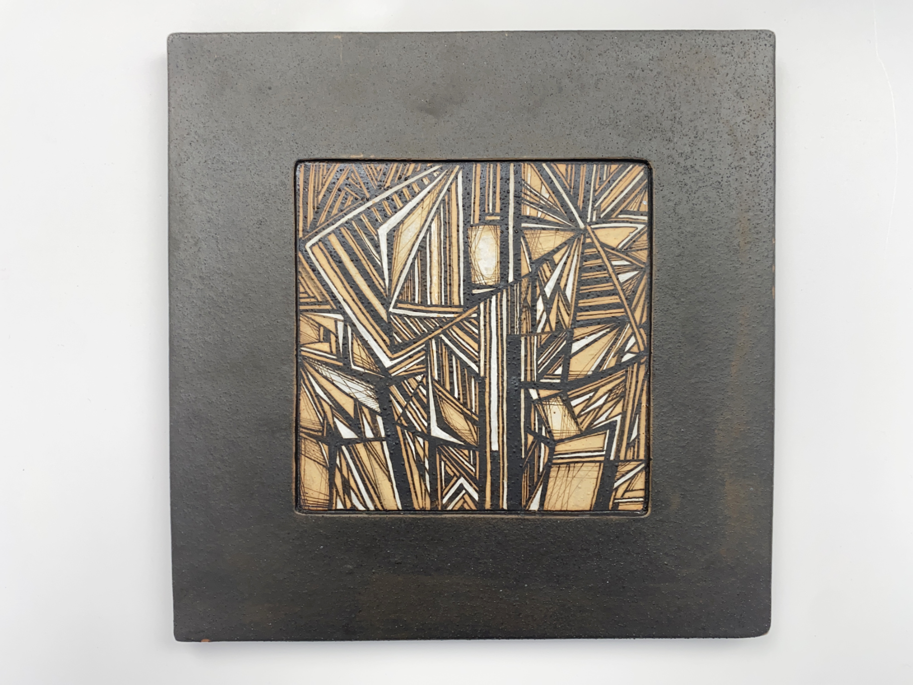 Wall-Plate, Ceramic, Stoneware, Unique Piece, abstract Painting with Engobes, by Wilhelm & Elly Kuch, 2004