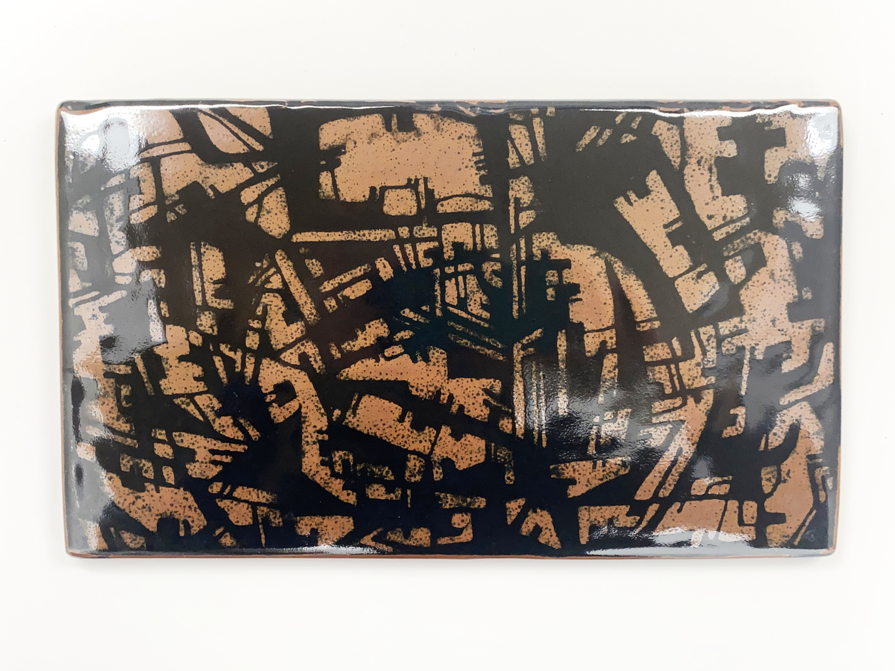 Wall-Plate, Ceramic, Stoneware, Unique Piece, abstract Painting with Wax on black Iron Glaze, over it iron brown Glaze, by Wilhelm & Elly Kuch, 2006