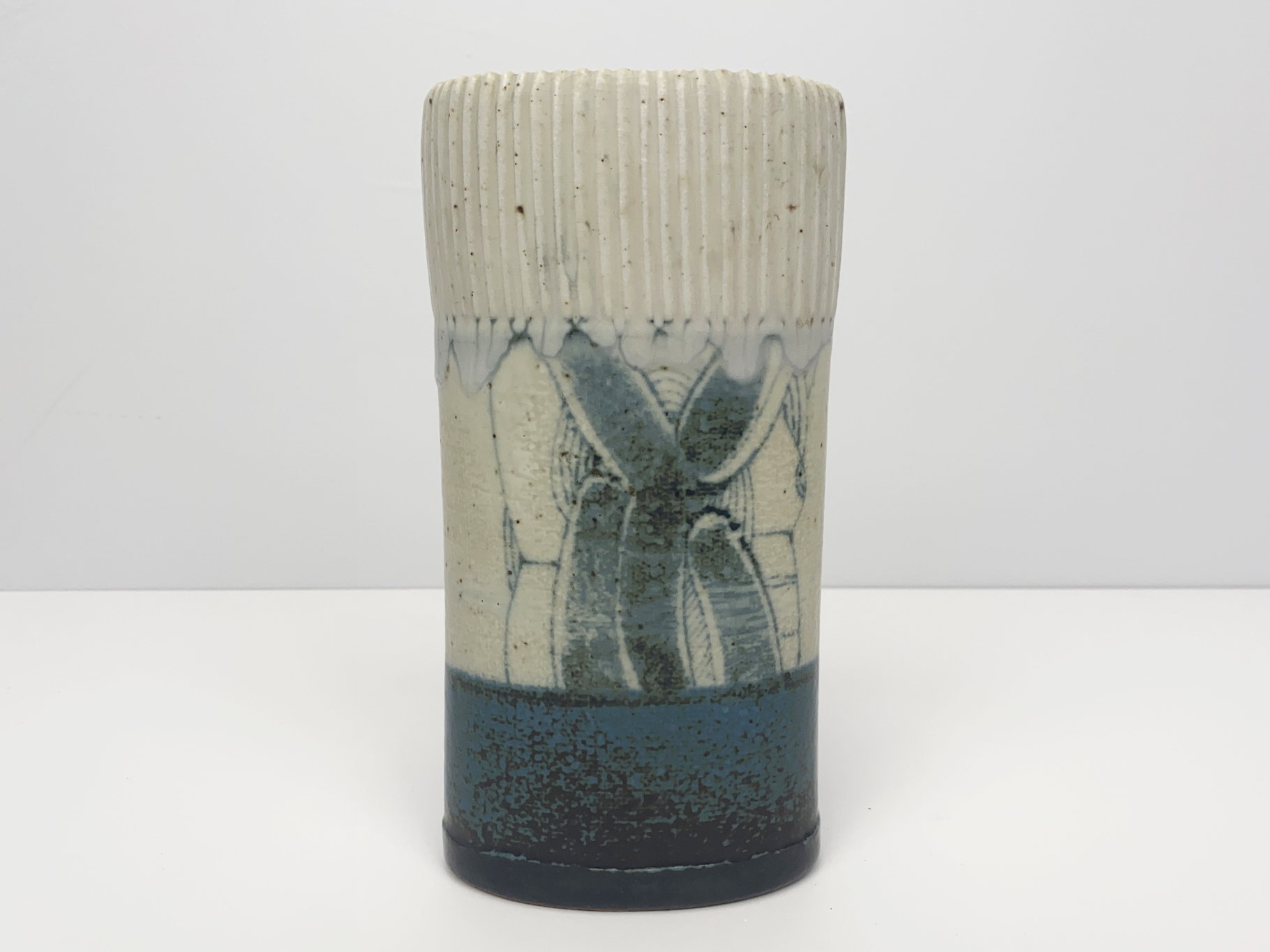 Vase, Keramik, Steinzeug, Unikat, Unterteil in Engobe getaucht und bemalt, von Wilhelm & Elly Kuch, ca 1985