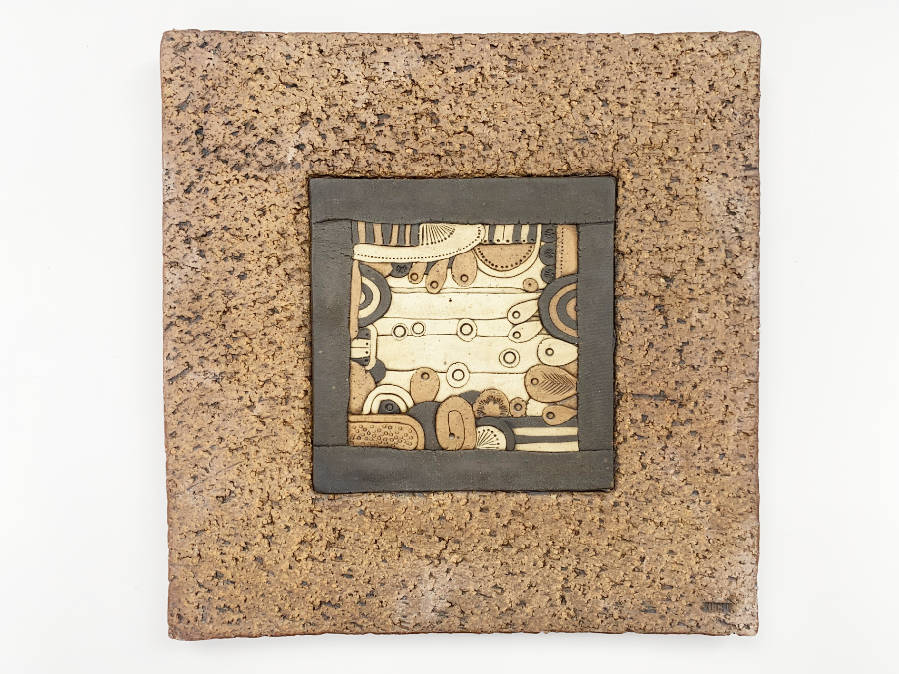Wall Plate, Ceramic, Stoneware, Unique Piece, abstract Motif, Overmolding of different colored Clays, by Wilhelm & Elly Kuch, ca 1985