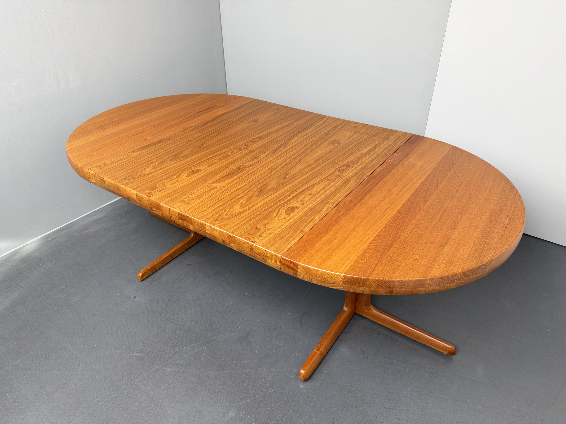 Ausziehbarer Esstisch massives Teak Holz von Juul Kristensen für Brdr. Juul Kristensen, Dänemark, 1970er